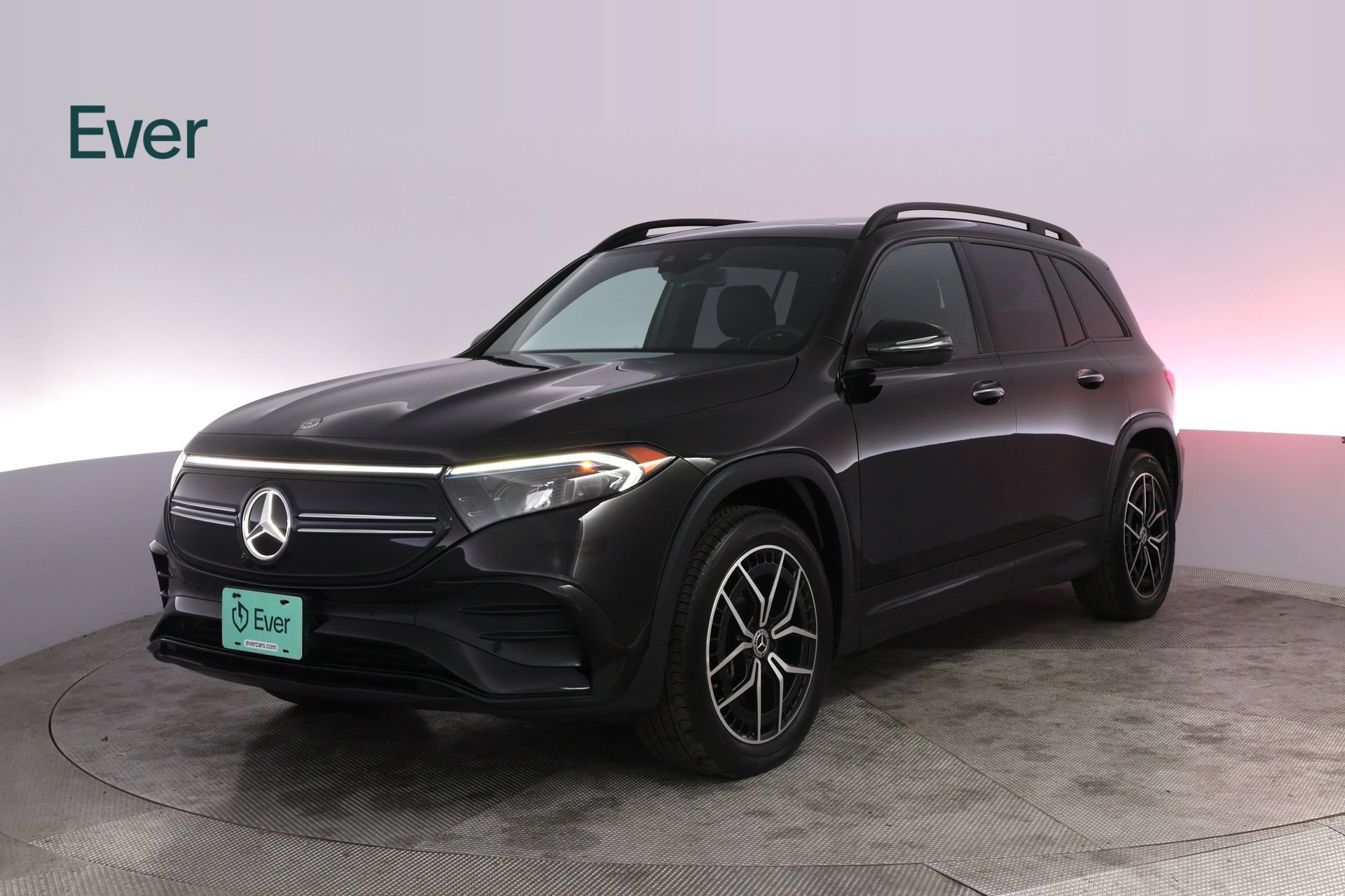 Used 2023 Mercedes-Benz EQB 350 4MATIC SUV image 2