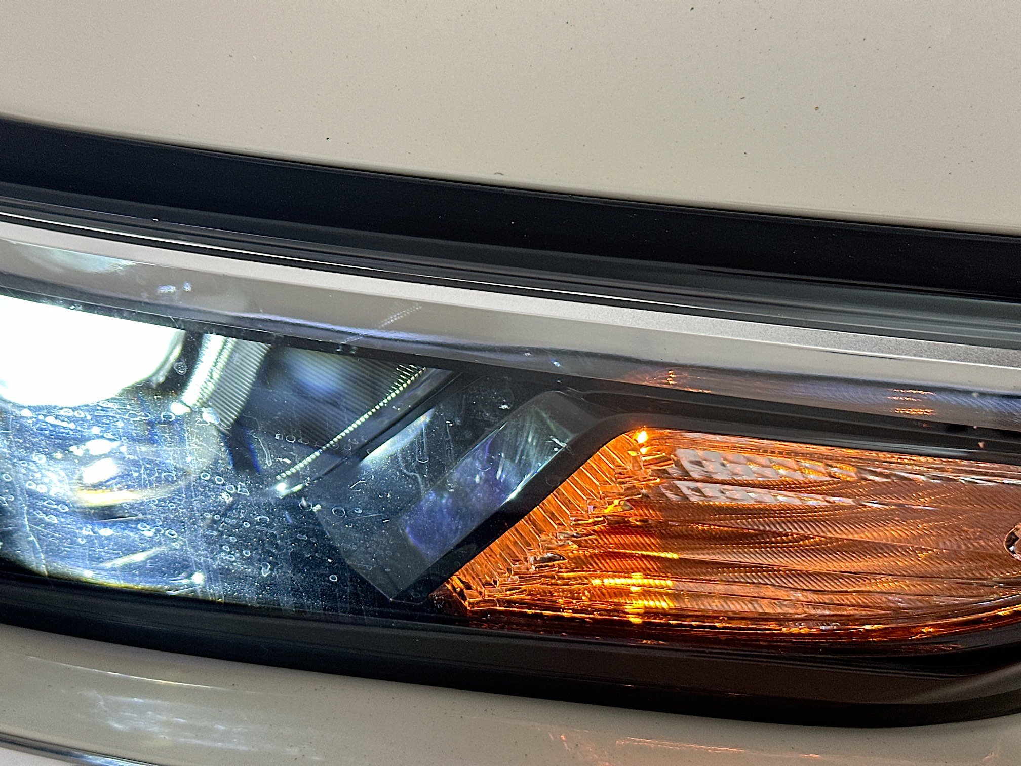 Used 2024 Toyota Grand Highlander Limited image 9