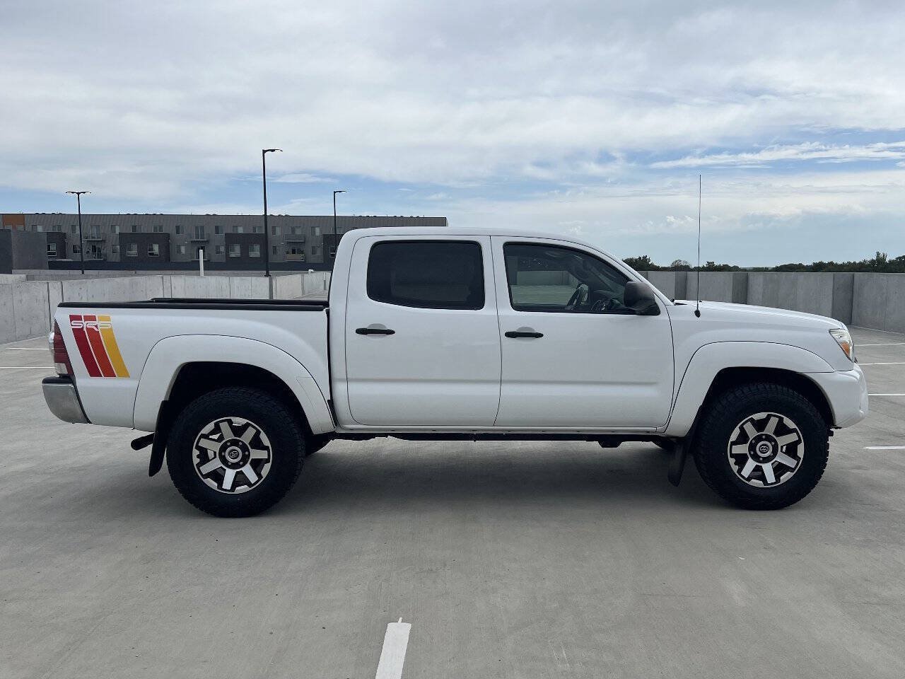 Used 2013 Toyota Tacoma 4x4 Double Cab w/ SR5 Pkg image 4