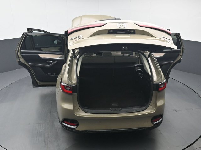 Certified 2025 MAZDA CX-70 Plug-In Hybrid w/ Premium Pkg AWD/4WD image 47