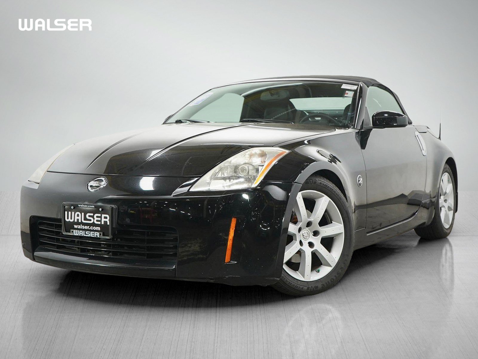 Used 2005 Nissan 350Z Touring RWD image 1