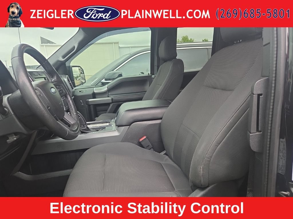 Used 2016 Ford F150 XLT w/ Equipment Group 302A Luxury AWD/4WD image 4