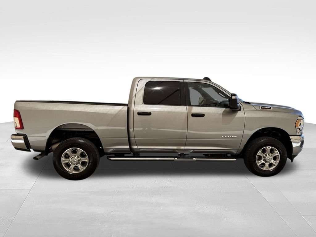 Used 2024 RAM 2500 Big Horn w/ Bed Utility Group AWD/4WD image 10