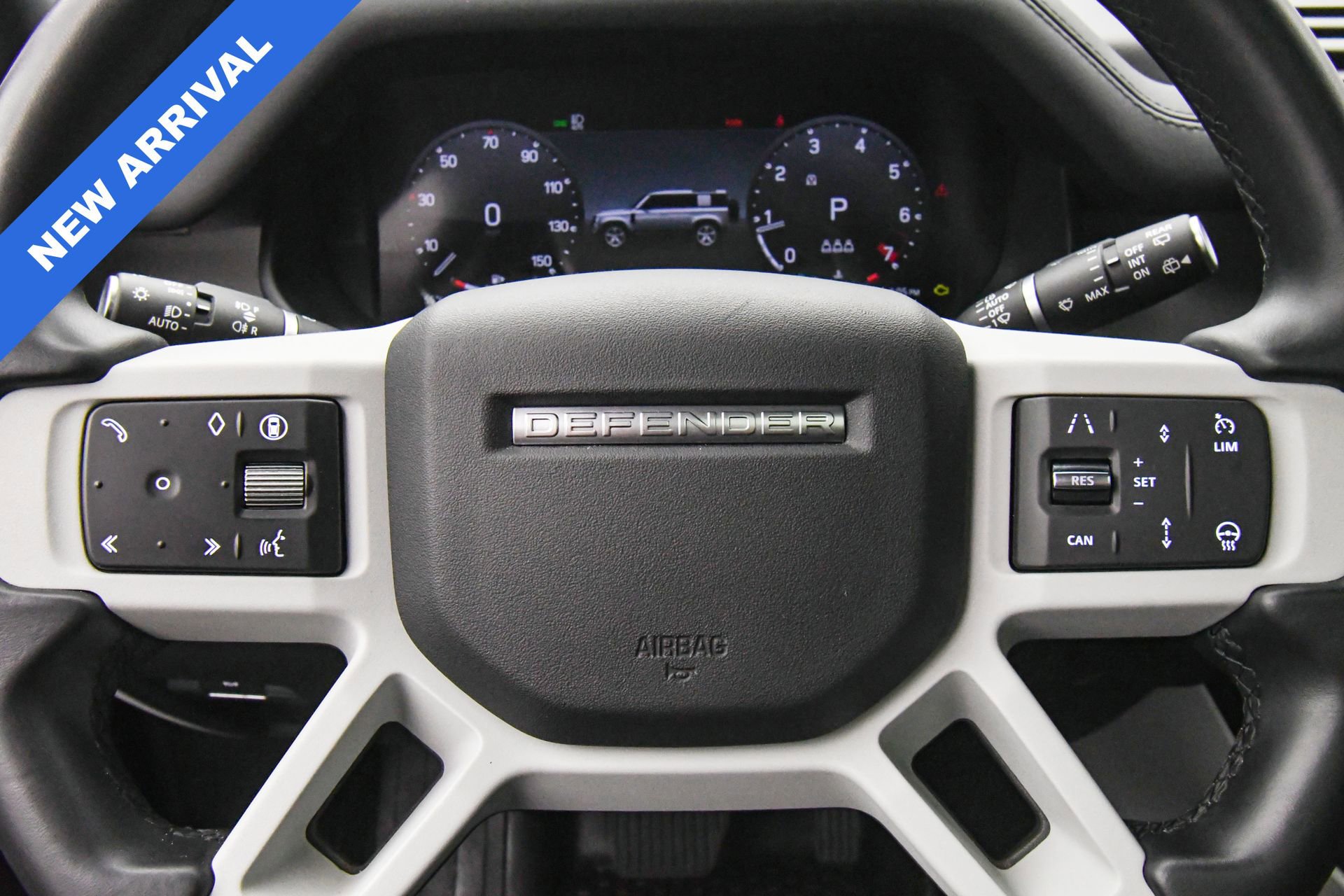 Used 2024 Land Rover Defender 110 S image 35