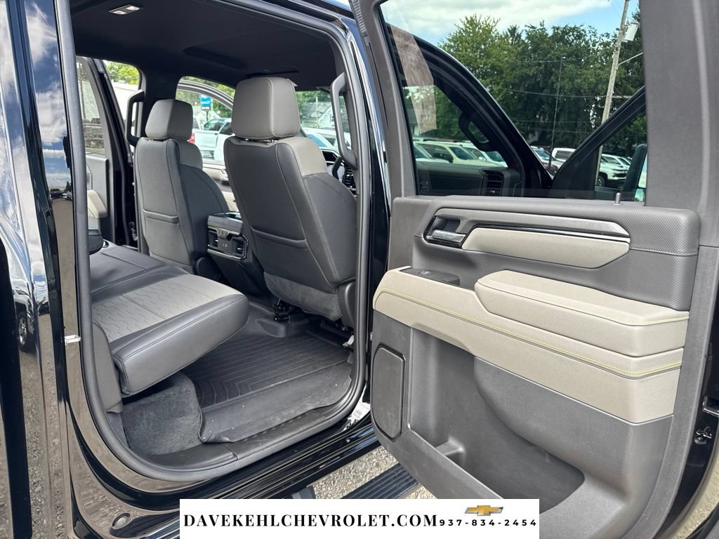 Used 2025 Chevrolet Silverado 2500 ZR2 AWD/4WD image 24
