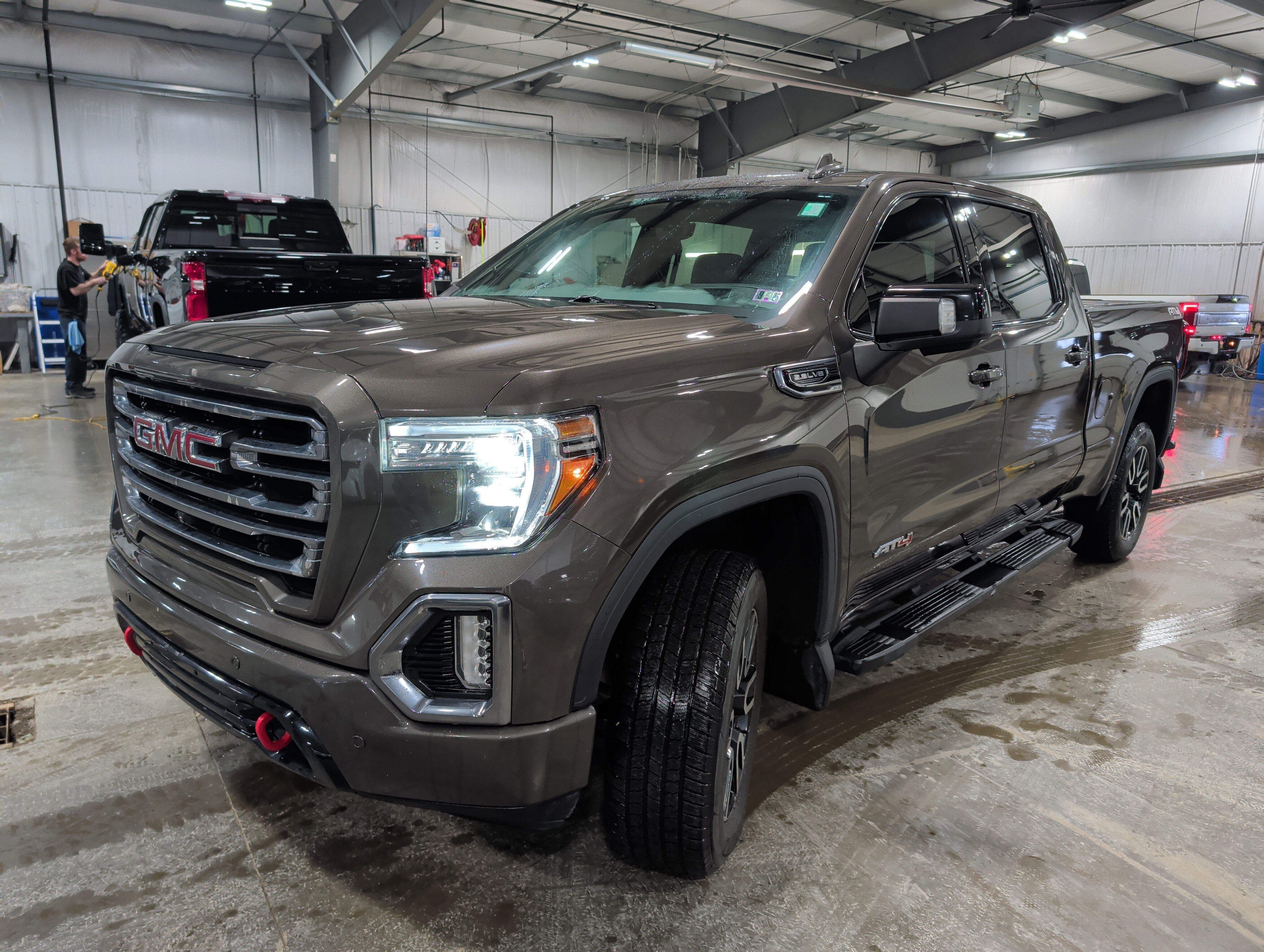 Used 2019 GMC Sierra 1500 AT4 w/ AT4 Premium Package image 6