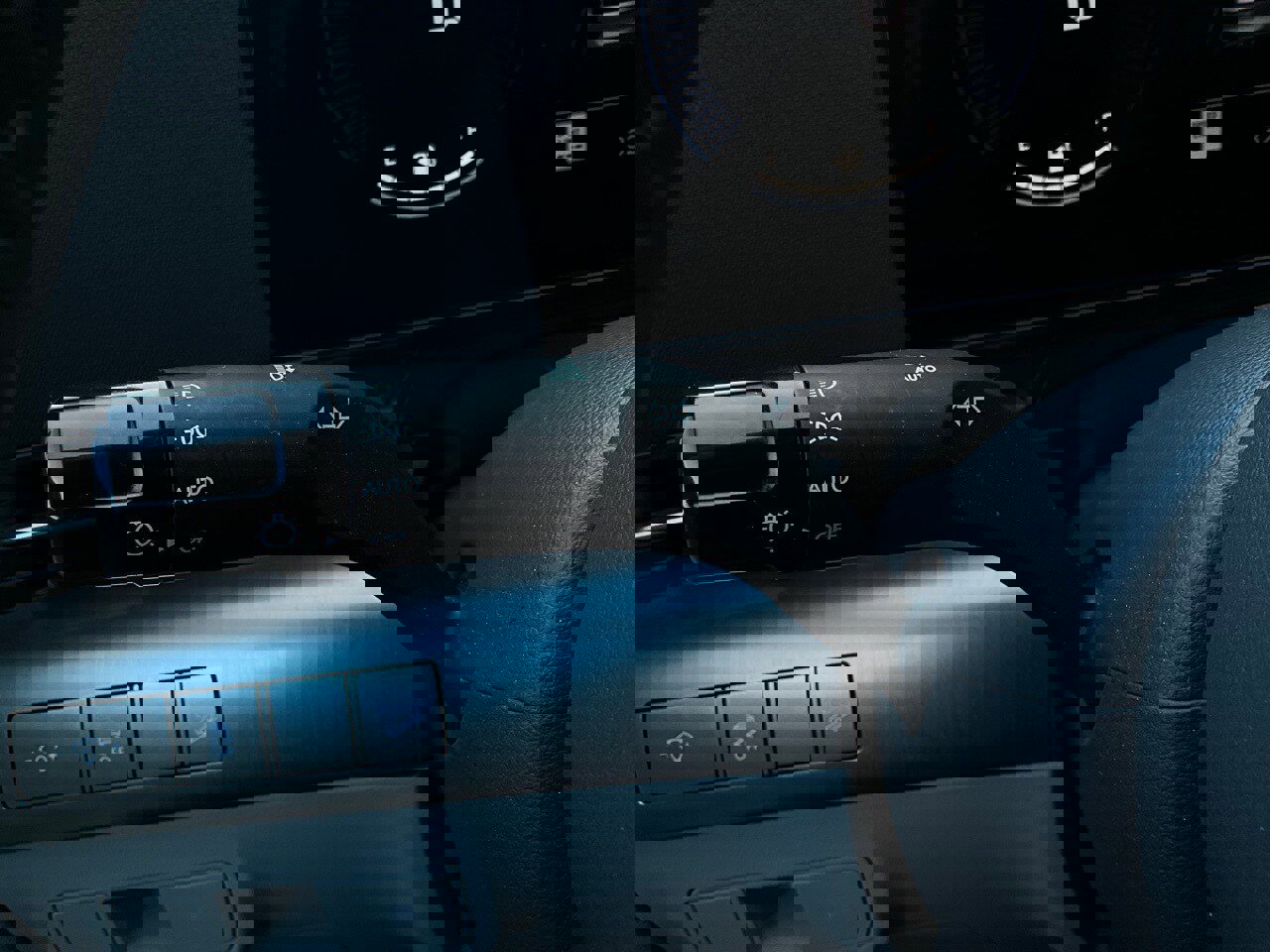 Used 2025 Hyundai Kona SEL image 37