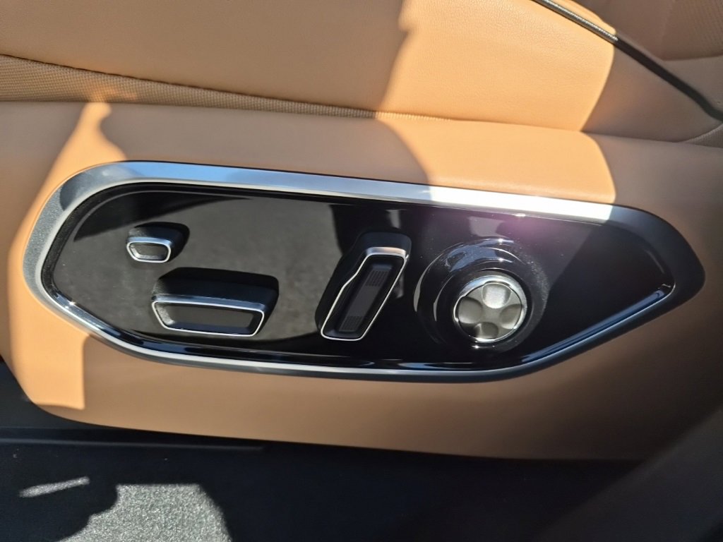 New 2025 Jeep Grand Cherokee L Summit image 21