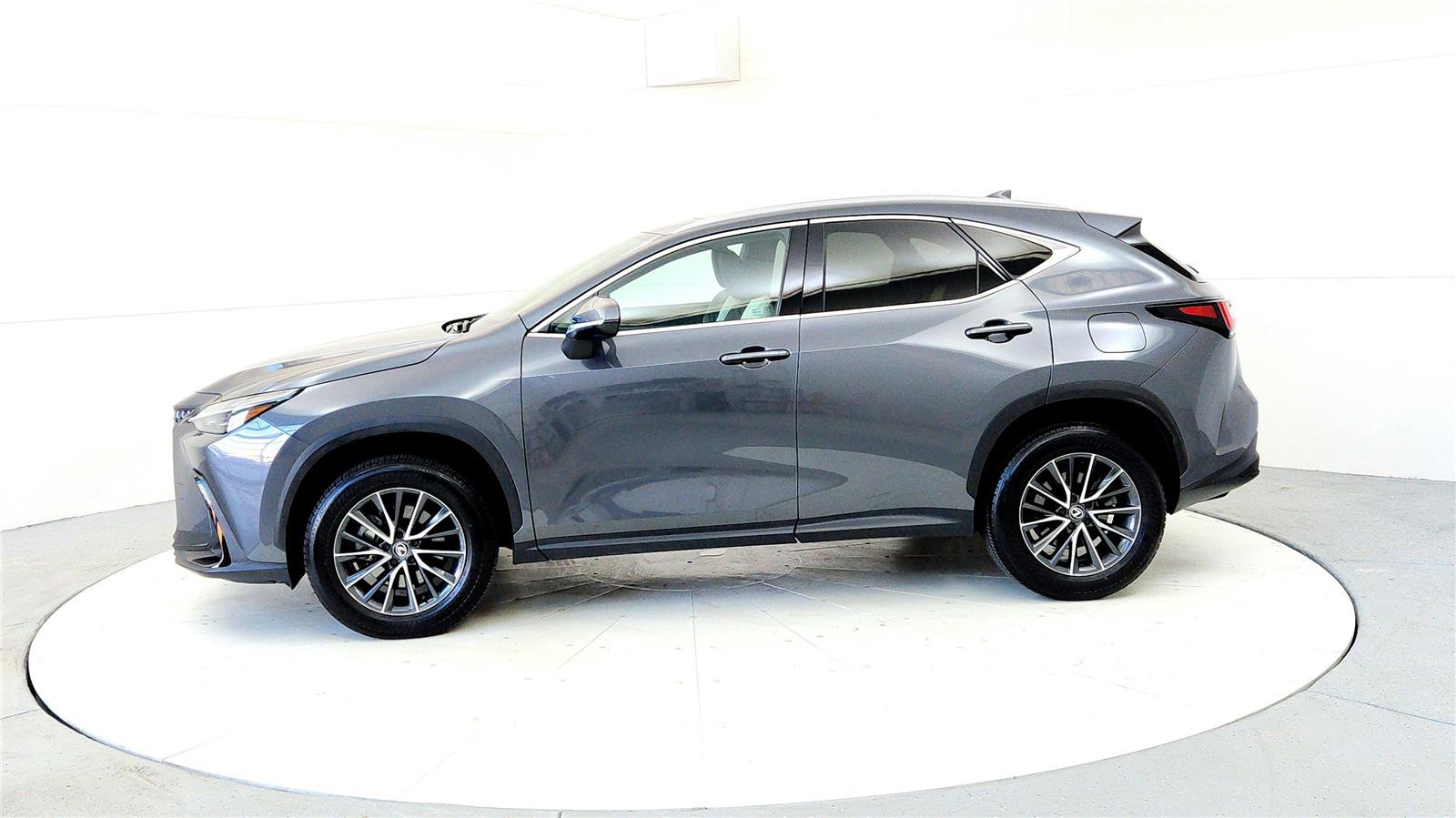 Used 2024 Lexus NX 350 NX 350 w/ Cold Area Package image 3