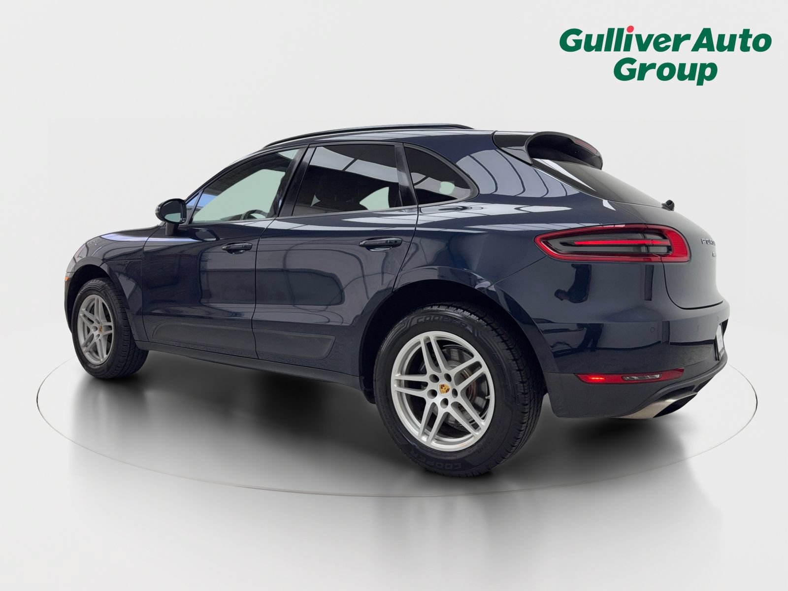 Used 2018 Porsche Macan AWD/4WD image 4