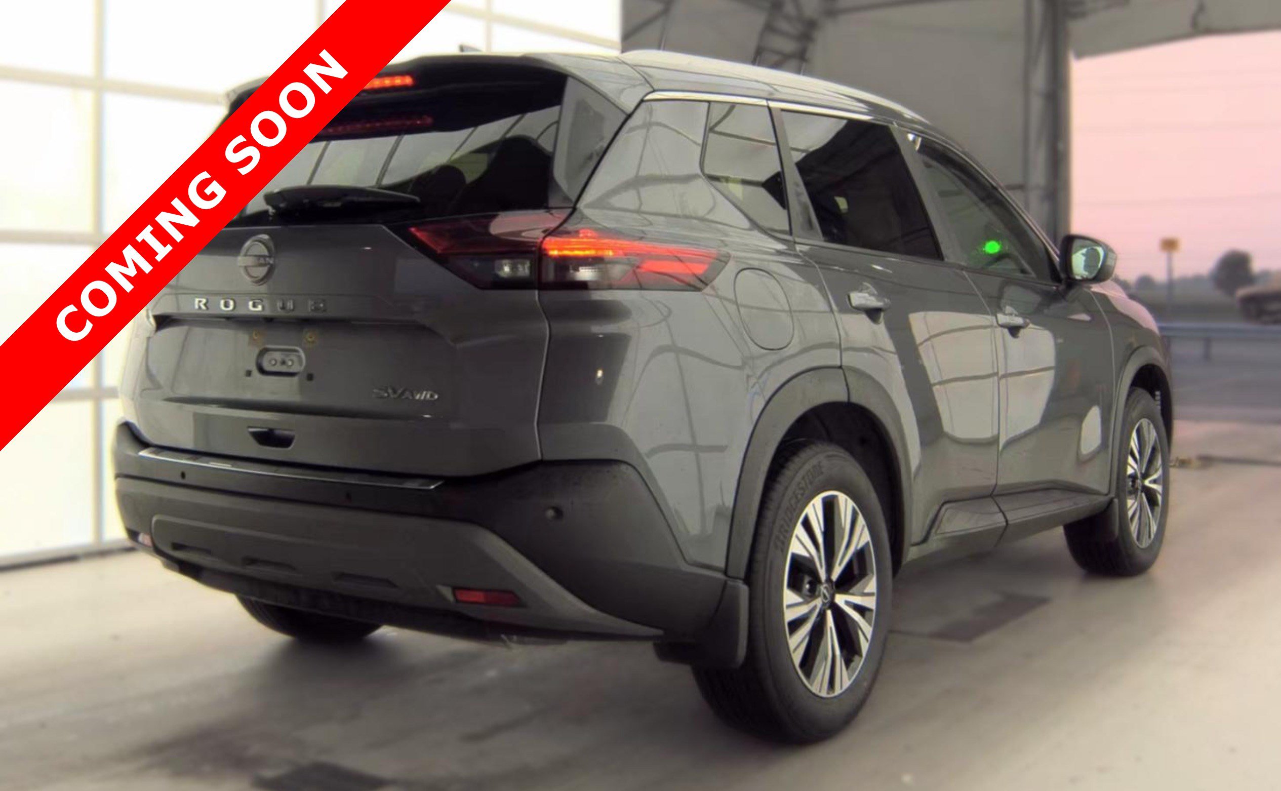 Used 2023 Nissan Rogue SV w/ SV Premium B Package AWD/4WD image 5