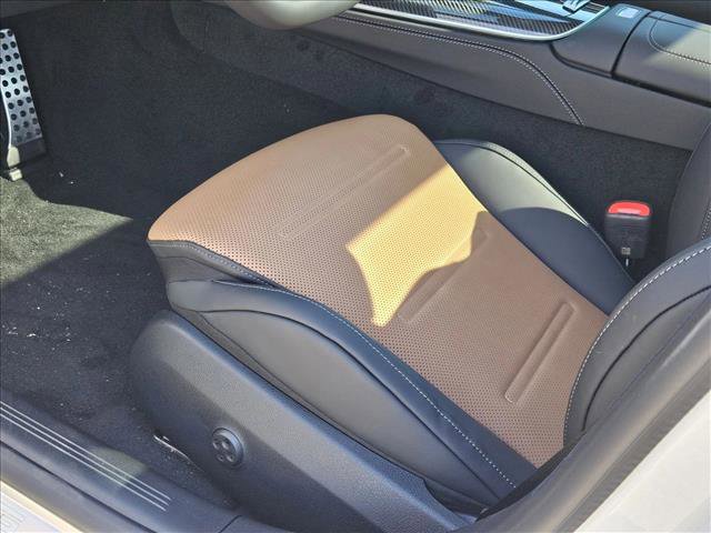 New 2026 Mercedes-Benz E 53 AMG e 4MATIC Sedan image 4