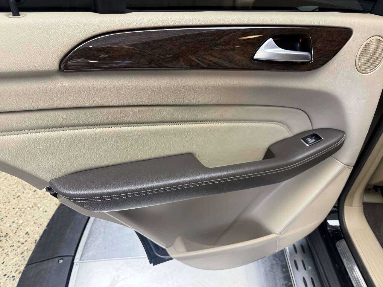 Used 2013 Mercedes-Benz ML 350 ML 350 4MATIC AWD 4dr SUV image 20