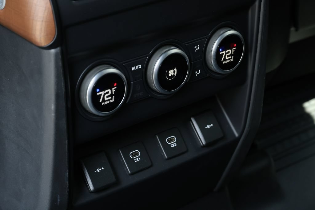 Certified 2022 Land Rover Defender 110 X AWD/4WD image 20