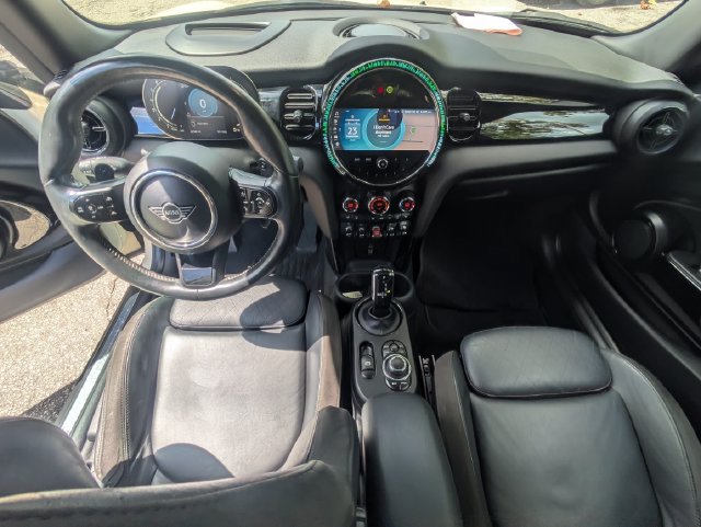 Used 2022 MINI Cooper S w/ Driver Assistance Package FWD image 13