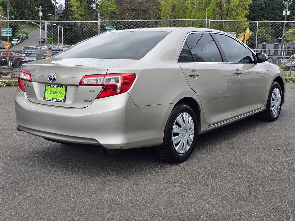 Used 2014 Toyota Camry LE FWD image 7