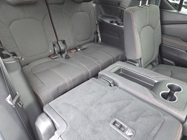 Used 2025 Honda Pilot Sport image 20