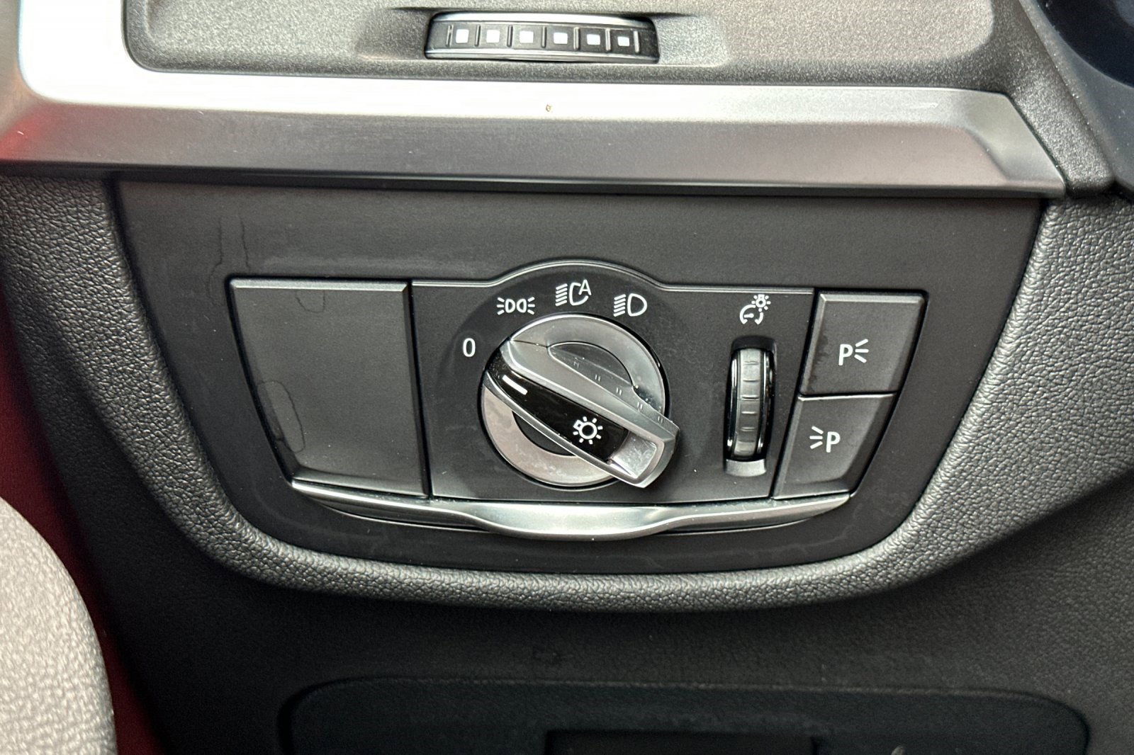 Used 2024 BMW X3 xDrive30i w/ Convenience Package image 36