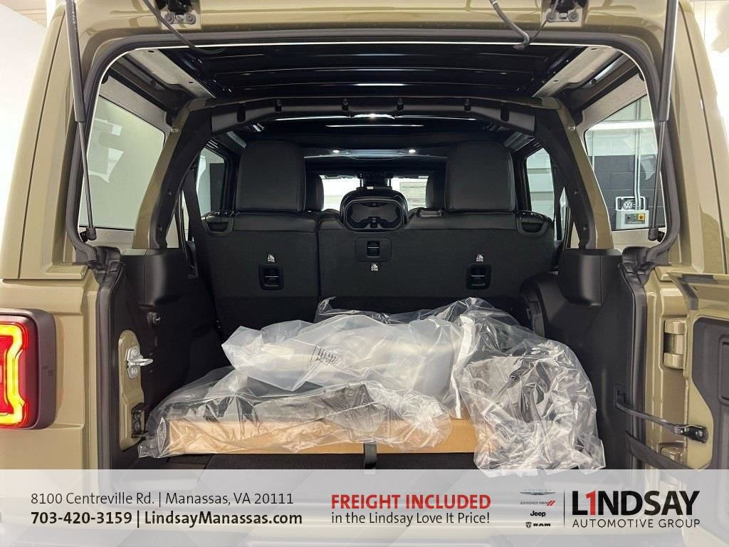 New 2025 Jeep Wrangler Unlimited Rubicon 392 image 11