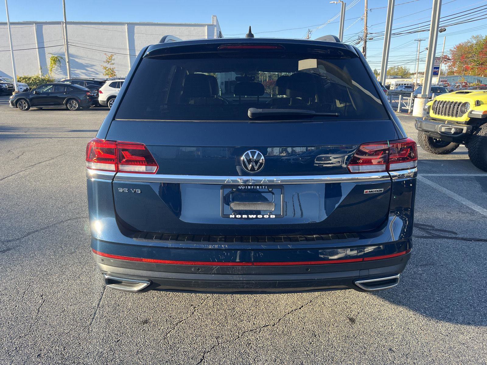 Used 2022 Volkswagen Atlas SE image 4