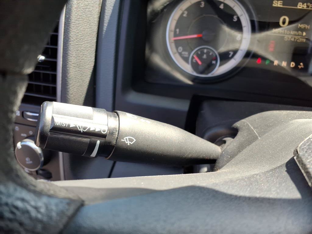 Used 2018 RAM 1500 ST AWD/4WD image 19