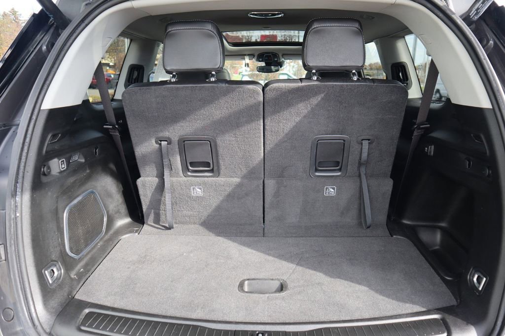 Used 2022 Jeep Grand Cherokee L Limited AWD/4WD image 40
