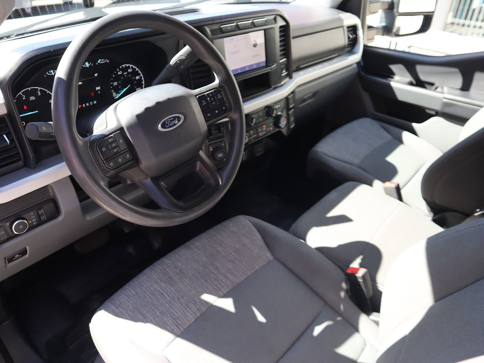 Used 2024 Ford F350 XLT image 32