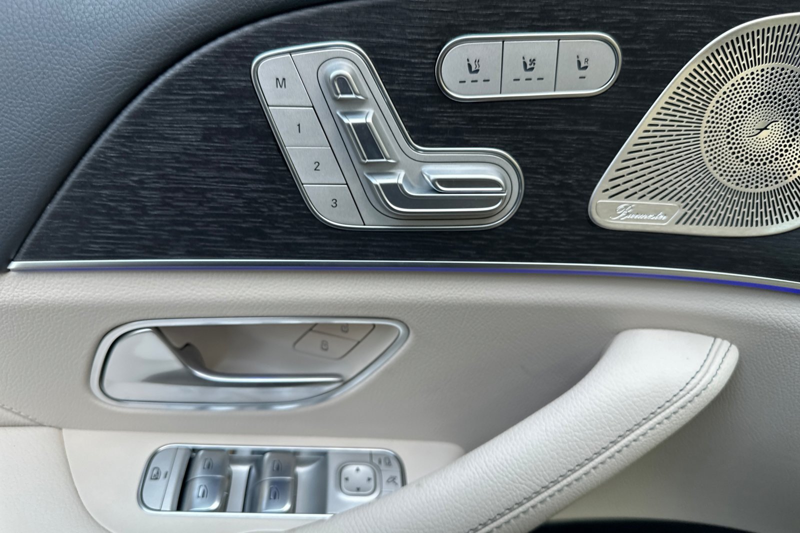 New 2026 Mercedes-Benz GLS 450 4MATIC image 10