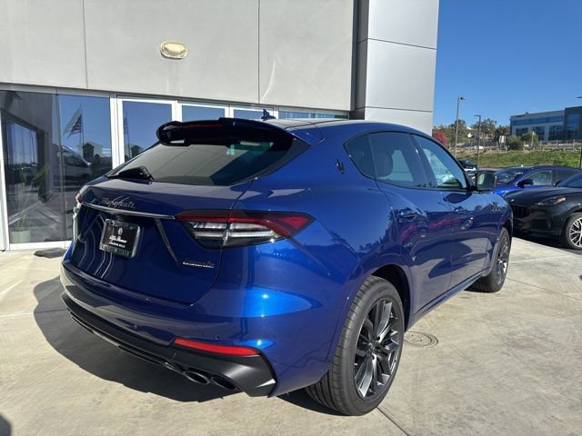 Used 2022 Maserati Levante Modena image 8