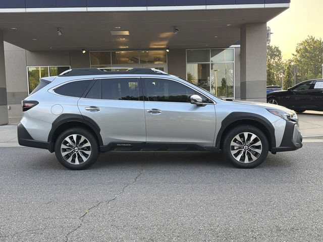 Certified 2025 Subaru Outback Touring XT w/ Popular Package #2 AWD/4WD image 3