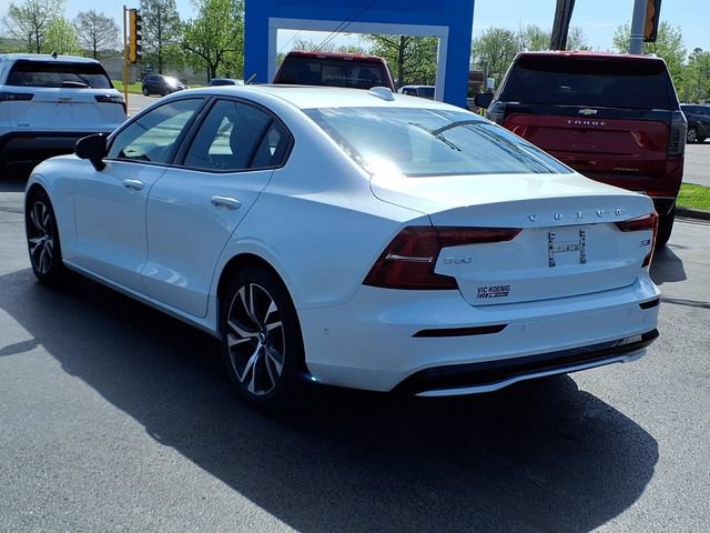 Used 2024 Volvo S60 B5 Plus AWD/4WD image 3
