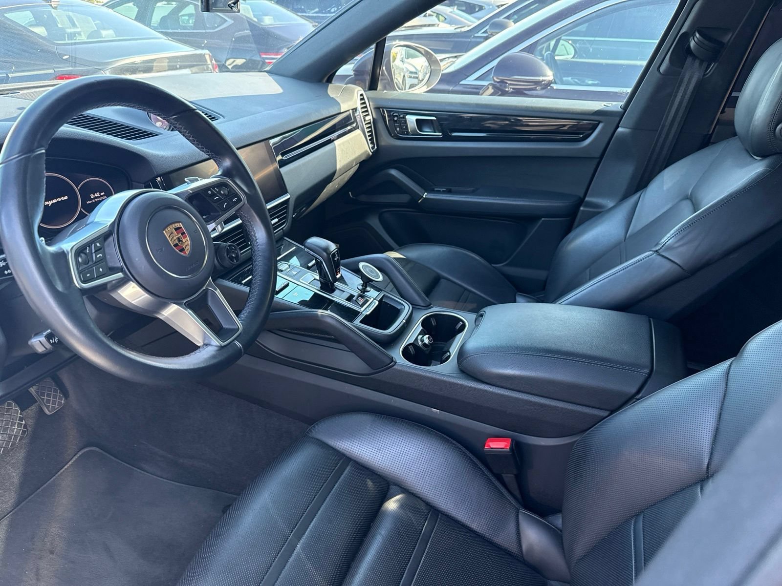 Used 2021 Porsche Cayenne Coupe AWD/4WD image 5