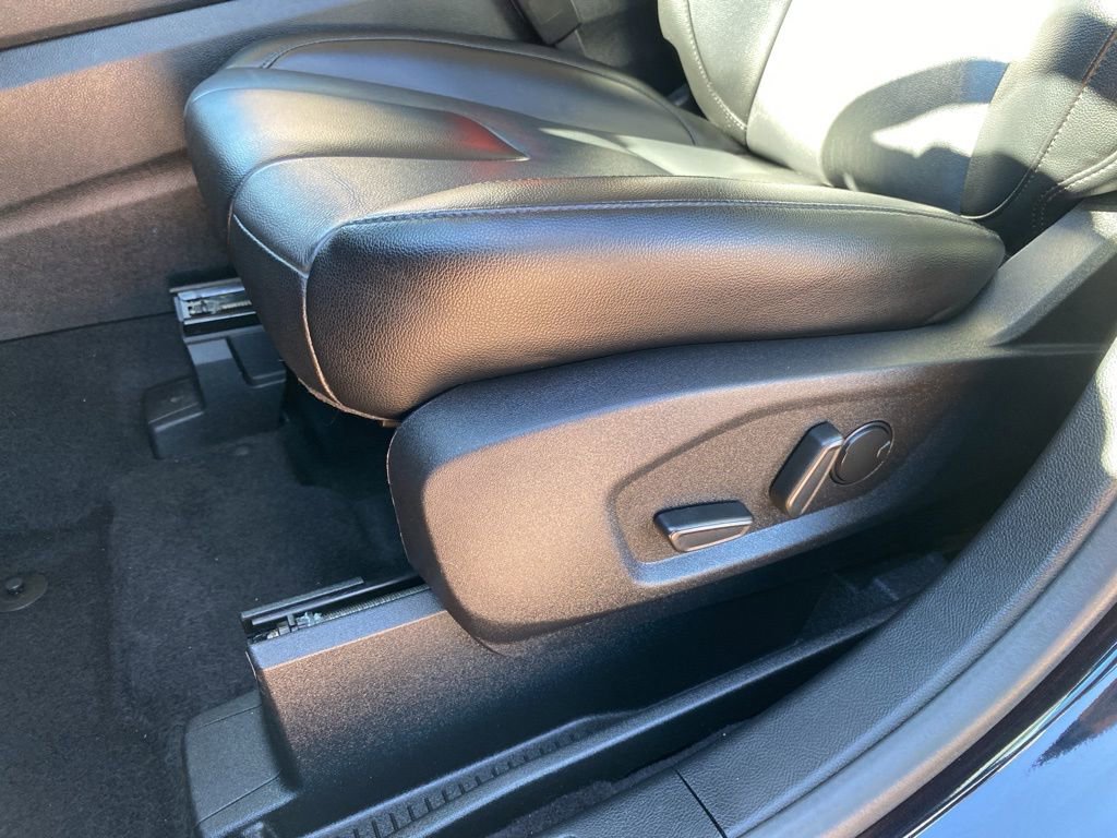 Certified 2022 Ford Edge Titanium AWD/4WD image 23