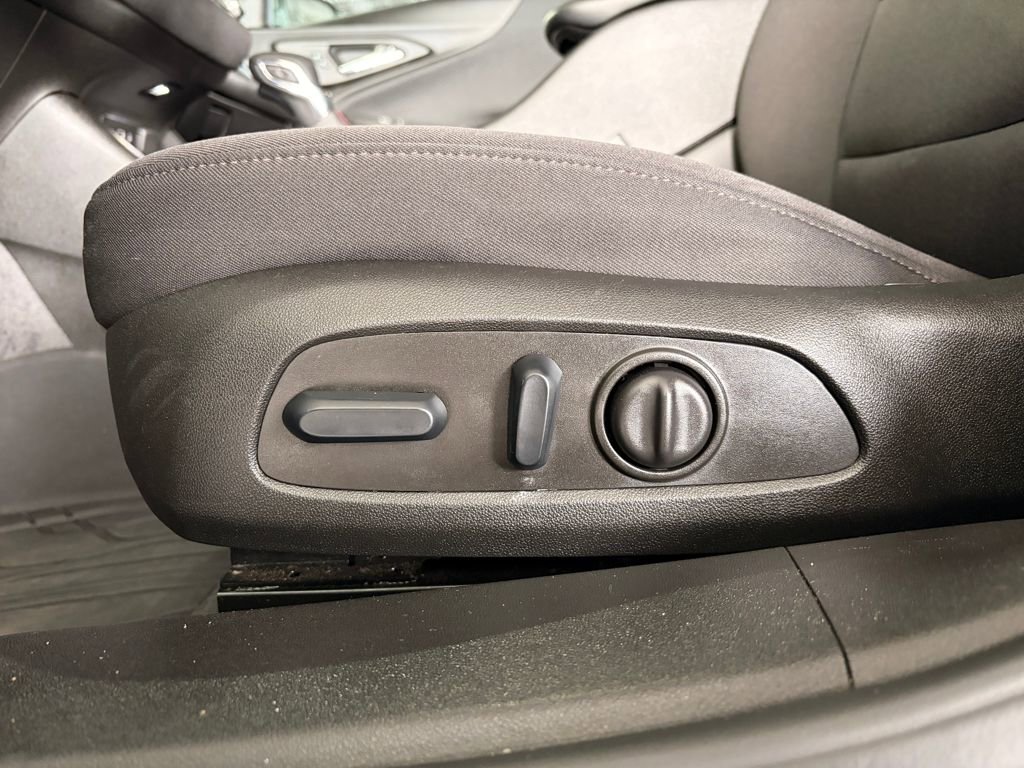 Used 2024 Chevrolet Malibu RS w/ LPO, Floor Liner Package FWD image 30