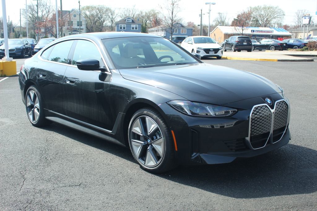 New 2026 BMW i4 xDrive40i w/ Premium Package AWD/4WD image 1