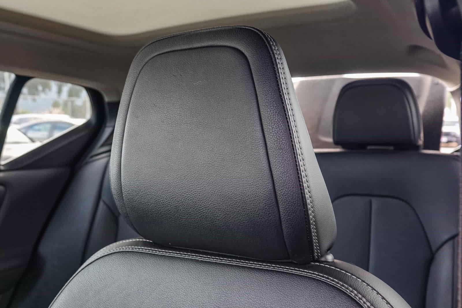 Used 2021 Volvo XC40 T4 Inscription image 47