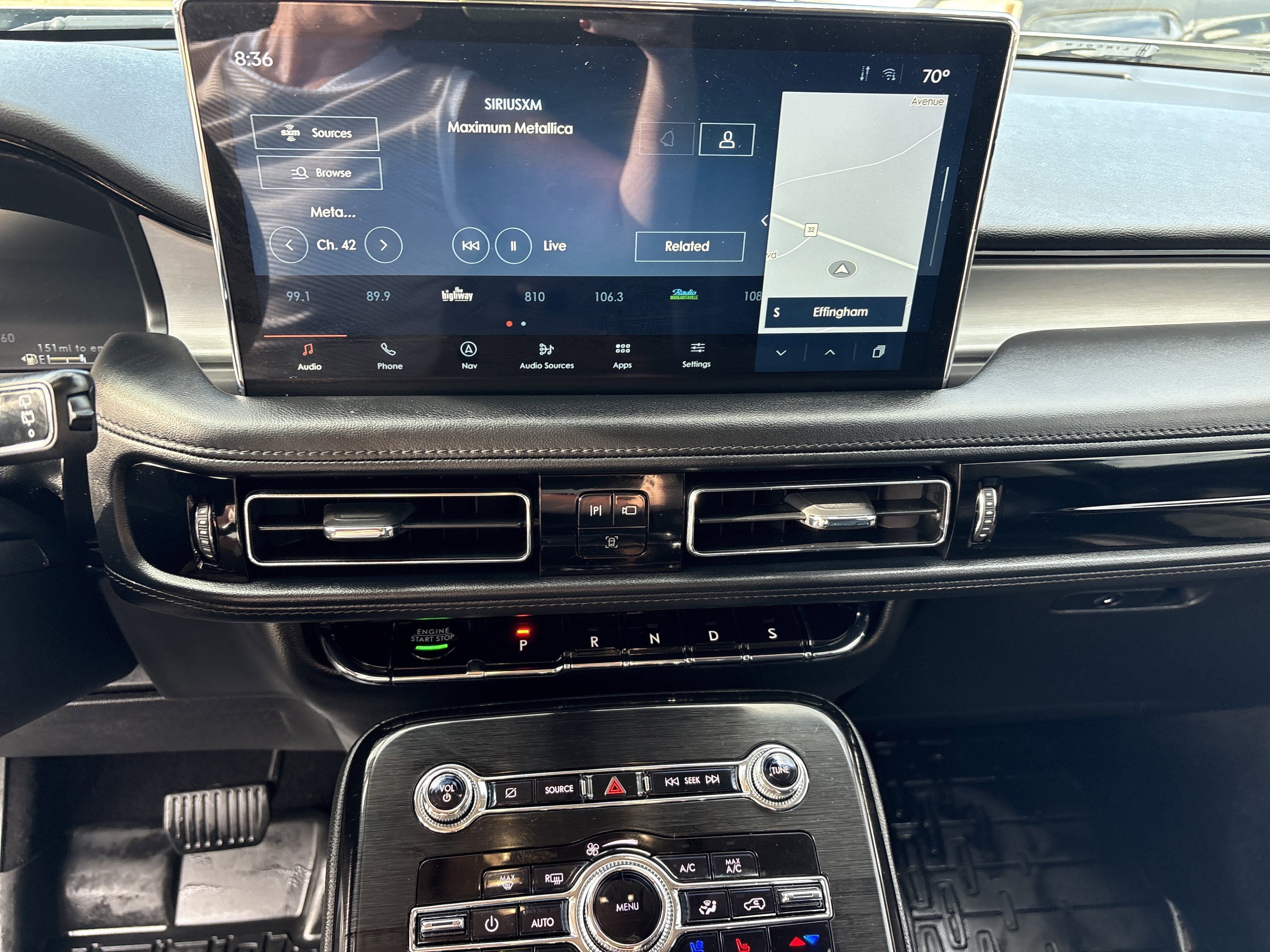 Used 2023 Lincoln Nautilus Reserve image 13