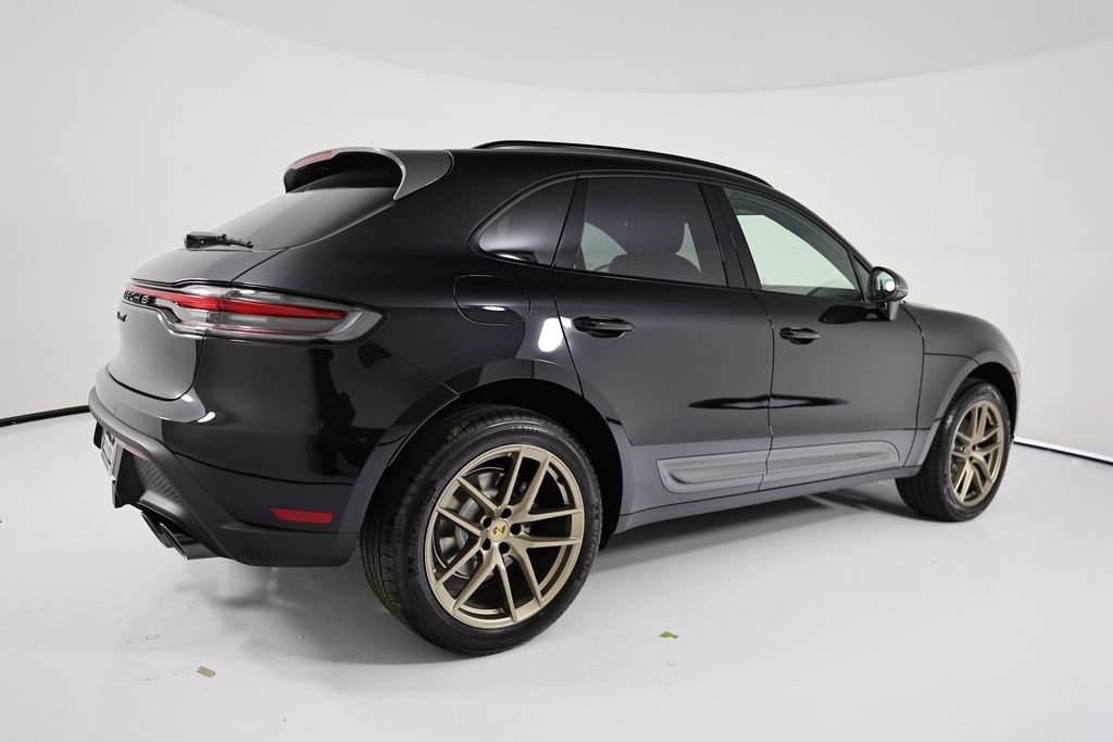 New 2026 Porsche Macan Turbo AWD/4WD image 7