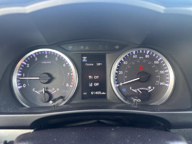 Used 2019 Toyota Highlander LE AWD/4WD image 18