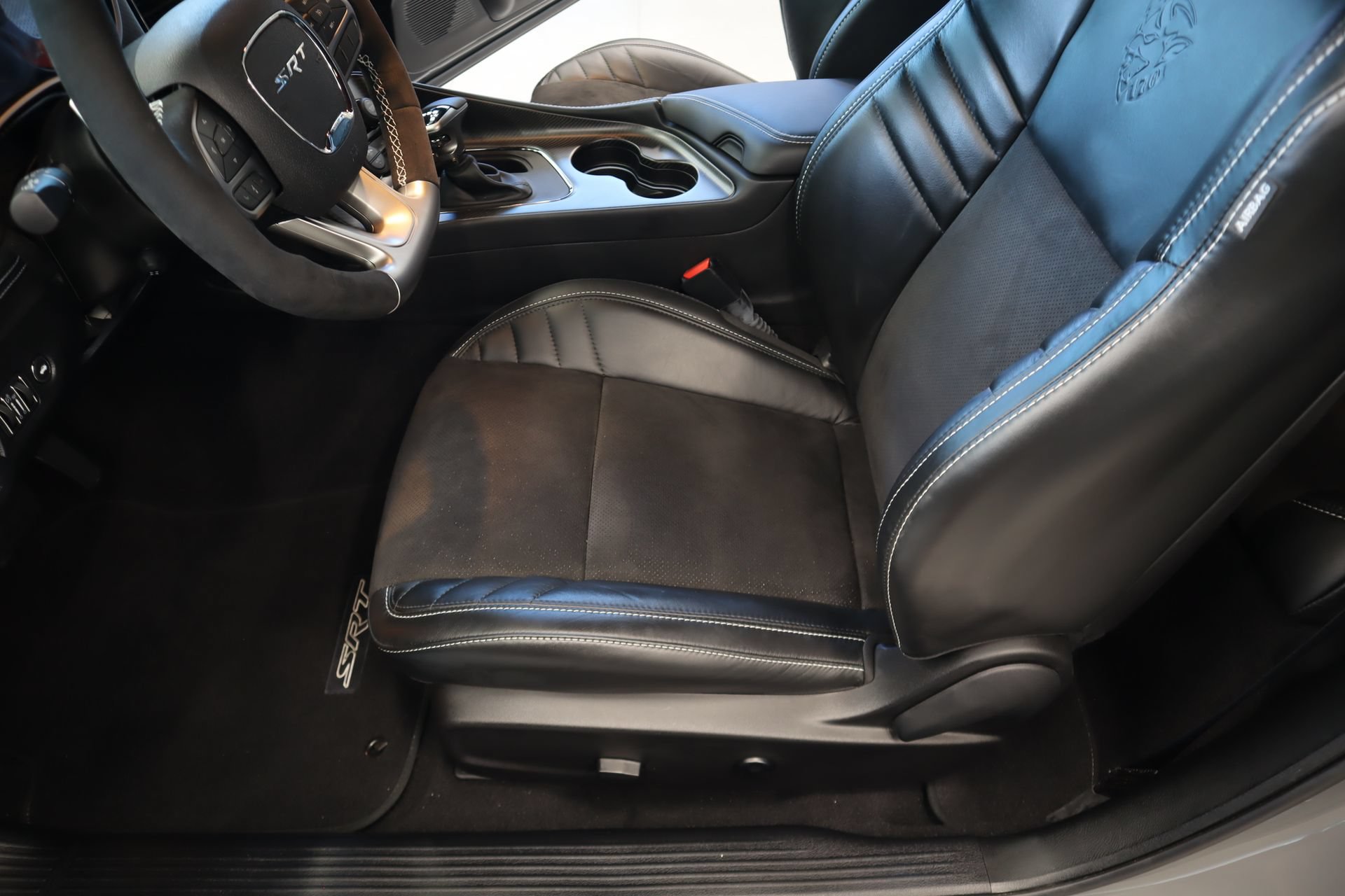 Used 2023 Dodge Challenger SRT Hellcat Redeye RWD image 11
