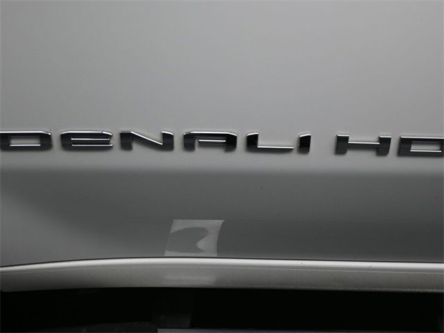 Used 2022 GMC Sierra 2500 Denali w/ Denali Ultimate Package image 8