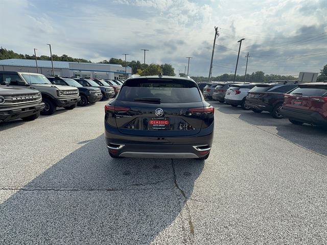 Used 2023 Buick Envision Essence AWD/4WD image 4