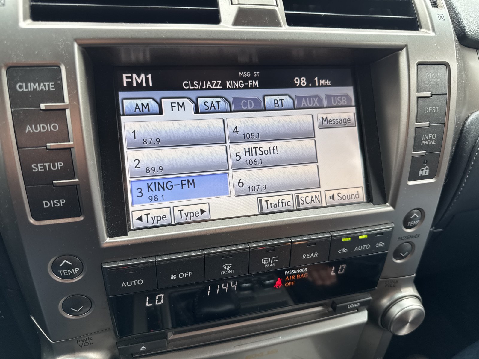 Used 2012 Lexus GX 460 w/ Comfort Plus Pkg AWD/4WD image 17