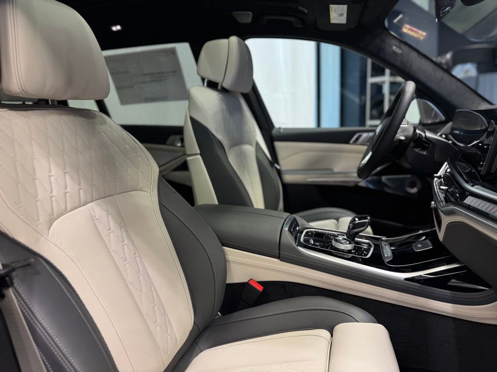 New 2026 BMW ALPINA XB7 image 35