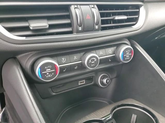 Used 2023 Alfa Romeo Giulia Ti image 26