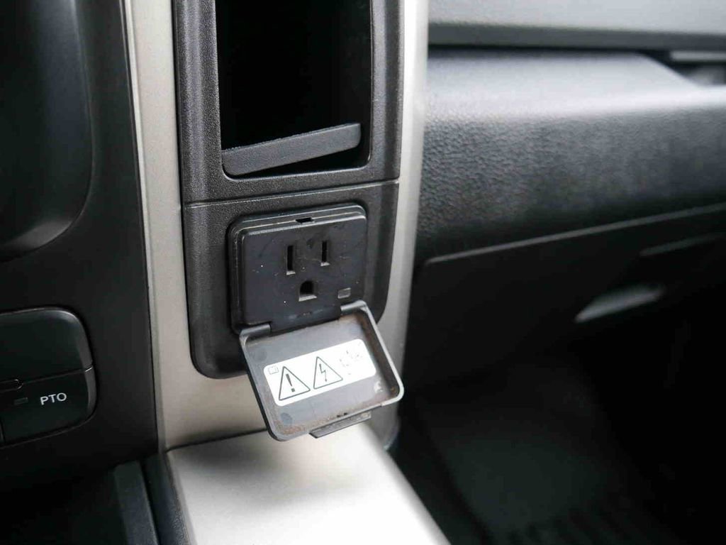 Used 2014 RAM 5500 SLT w/ Quick Order Package 29G SLT image 41