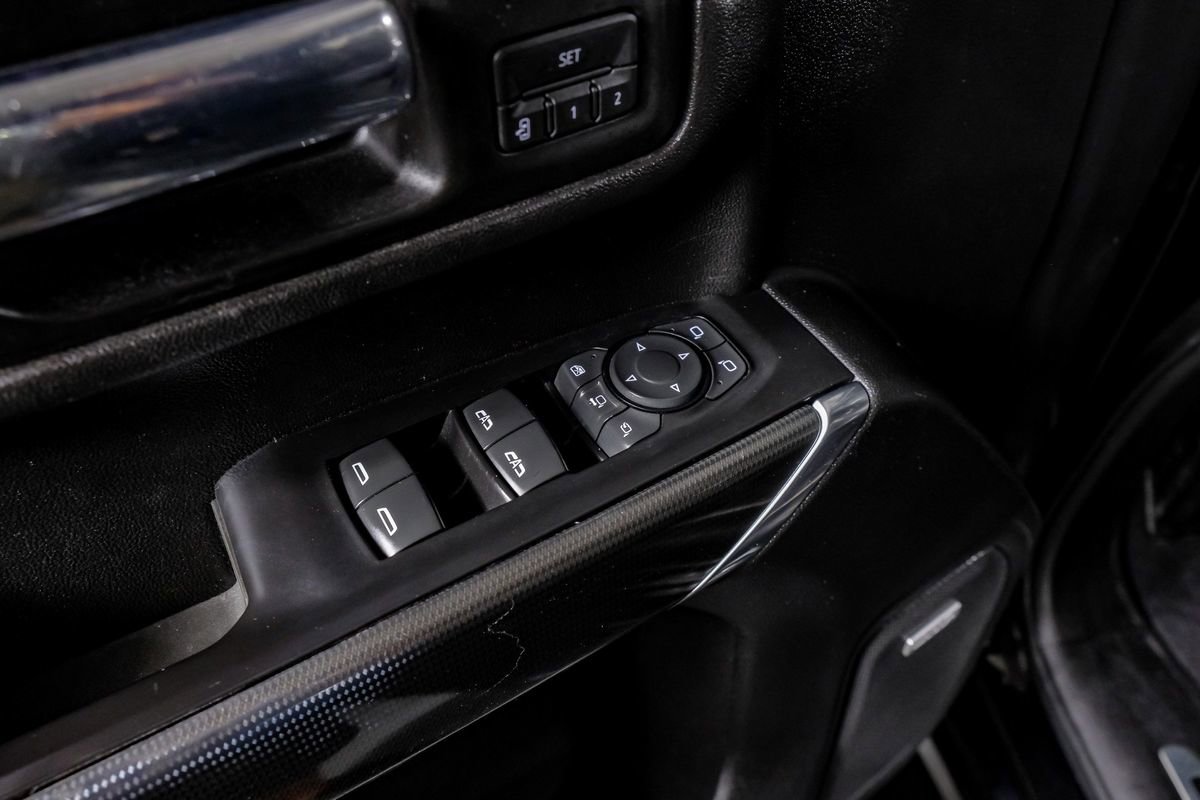 Used 2020 GMC Sierra 3500 AT4 w/ AT4 Premium Package image 37