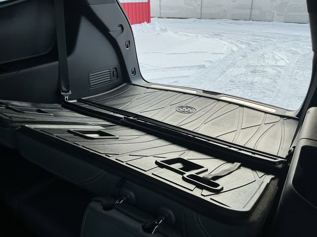 Used 2022 Buick Enclave Essence w/ Experience Buick Package image 45