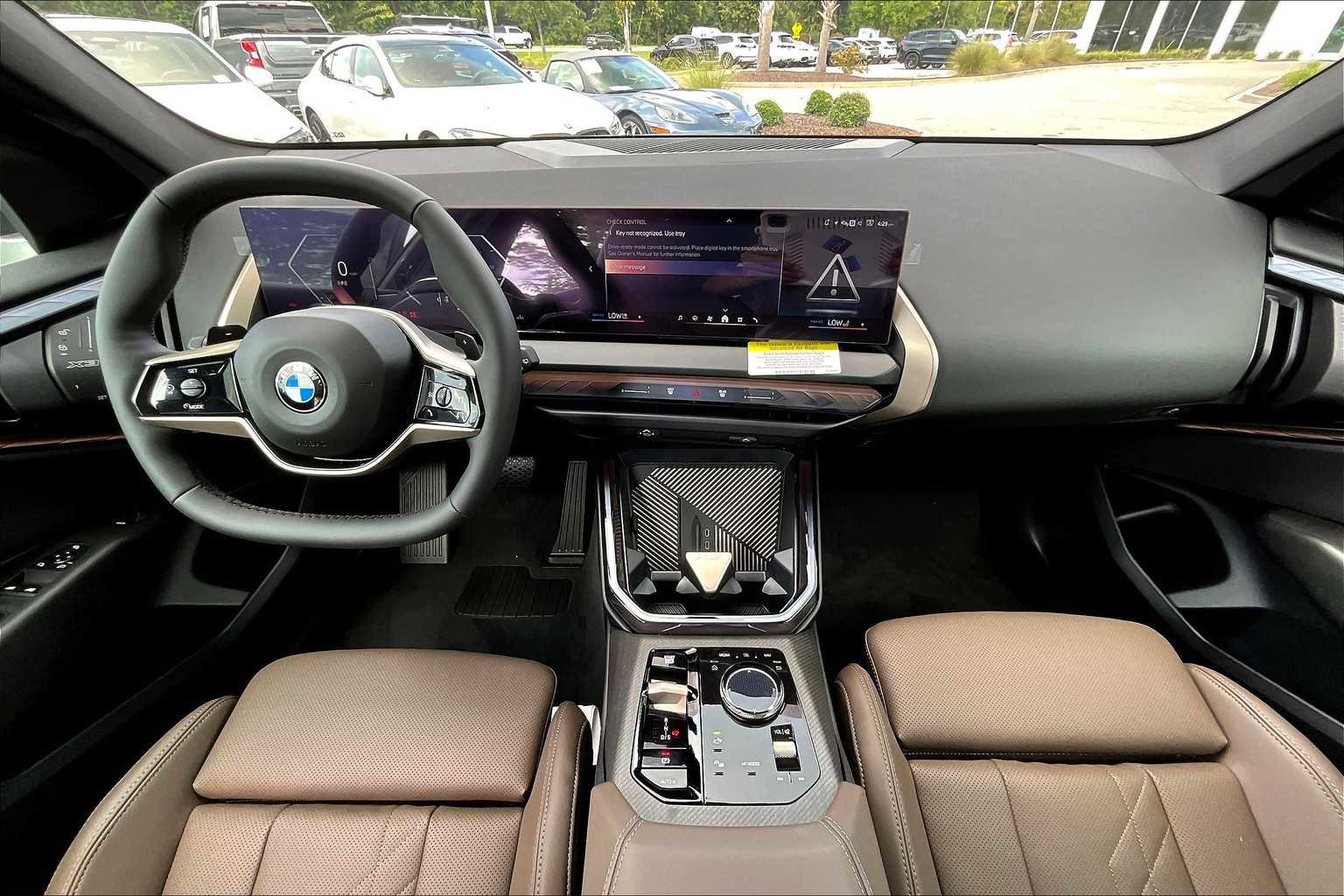 New 2025 BMW X3 xDrive30i w/ Convenience Package AWD/4WD image 5