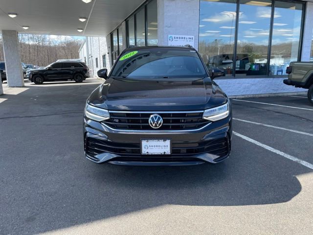 Used 2022 Volkswagen Tiguan SE R-Line AWD/4WD image 2